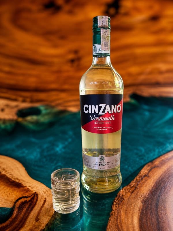 Cinzano Extra Dry
