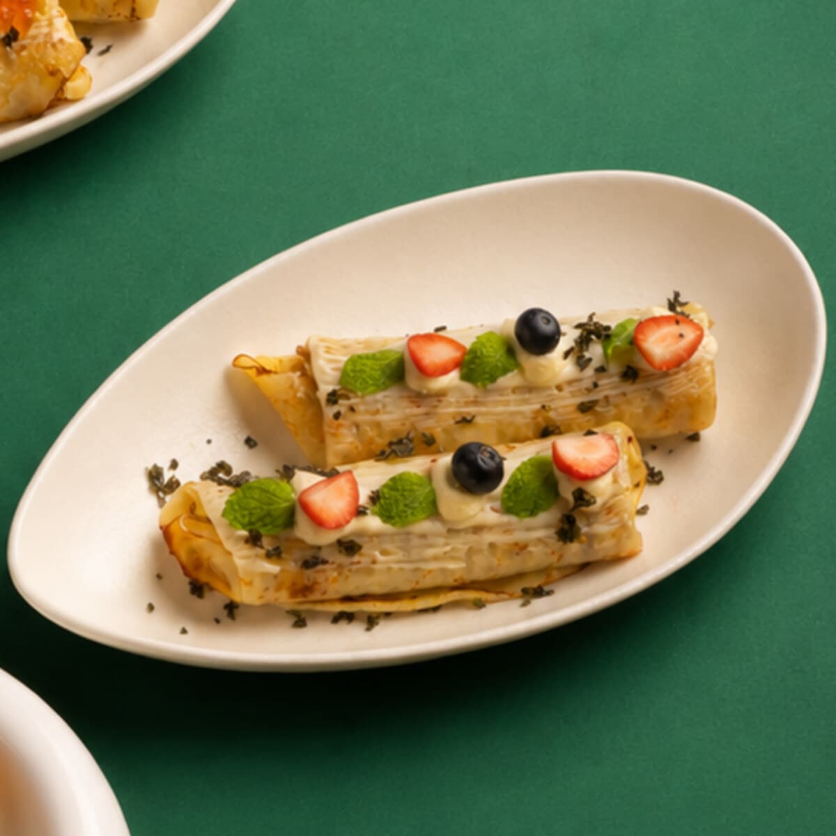Milk Oolong Crepes with Strawberry & Blueberry