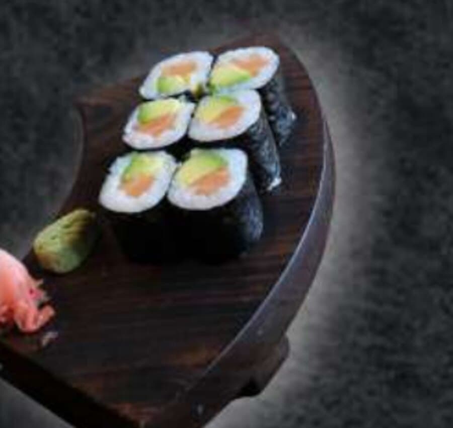 Avo Salmon Maki — Rice, nori, salmon, avocado