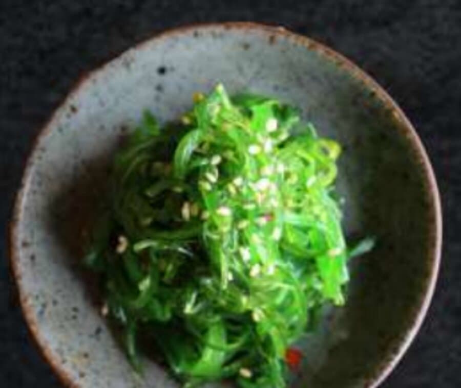 Cuka Wakame — Cuka wakame, sesame seeds with salad dressing