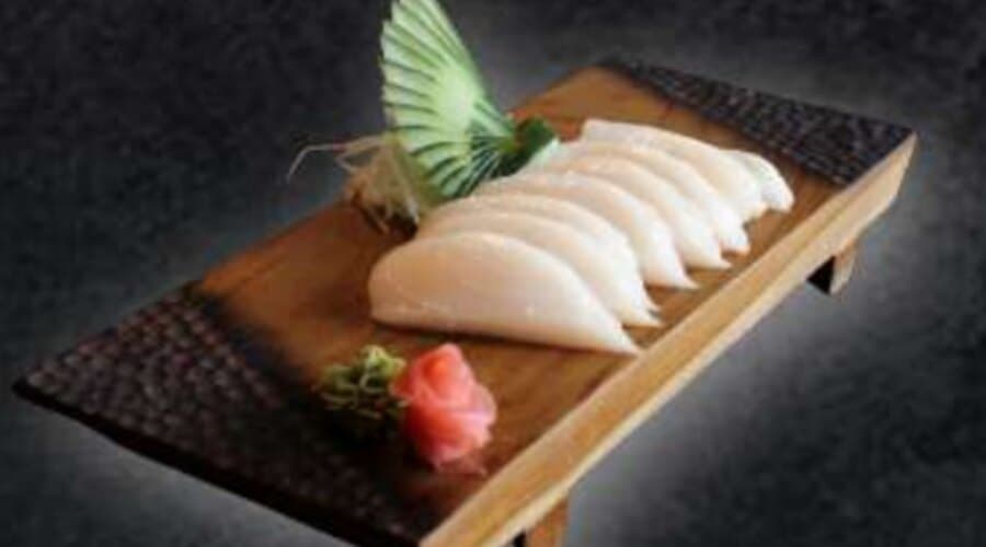 Sashimi Bali Buri — 9 slices butterfish