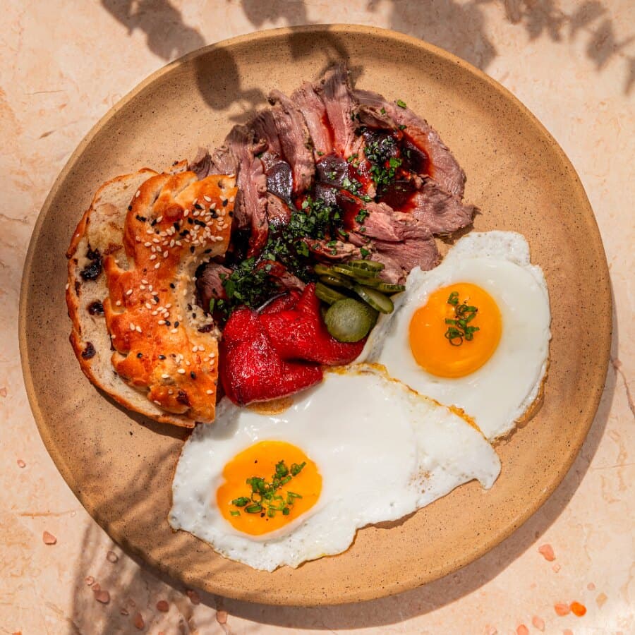 Breakfast with Roast Beef
